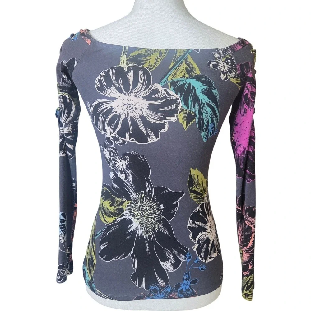 GUESS Y2K Dark Floral Lace Up Whimsigoth Long Sleeve Top Mystical Fairycore‎ - Picture 3 of 11